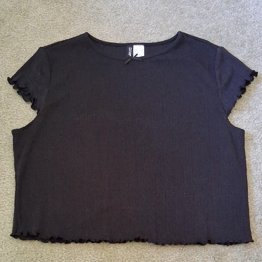 Black Ribboned Crop Top